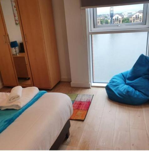 런던 Lovely Waterfront Flat Canary Wharf Excel Centre 아파트 외부 사진
